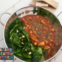 Slow cooker Vegan Chickpea and Potato Curry